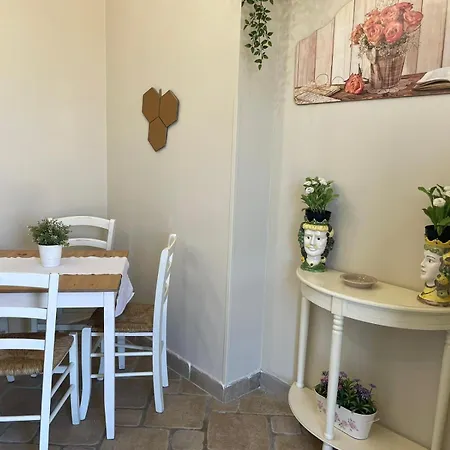 Case Barolo Syracuse Room photo