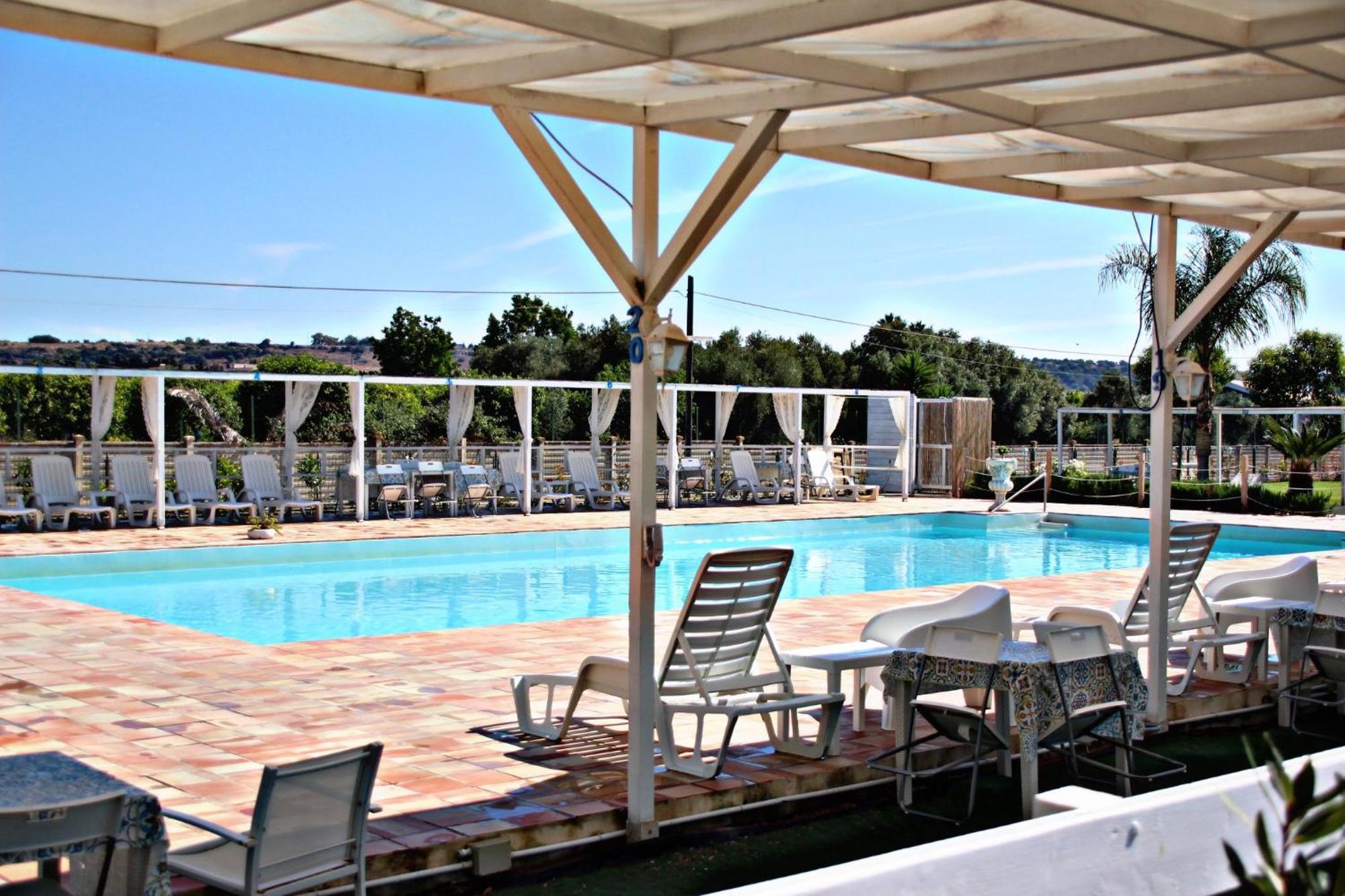 Case Barolo Holiday home *