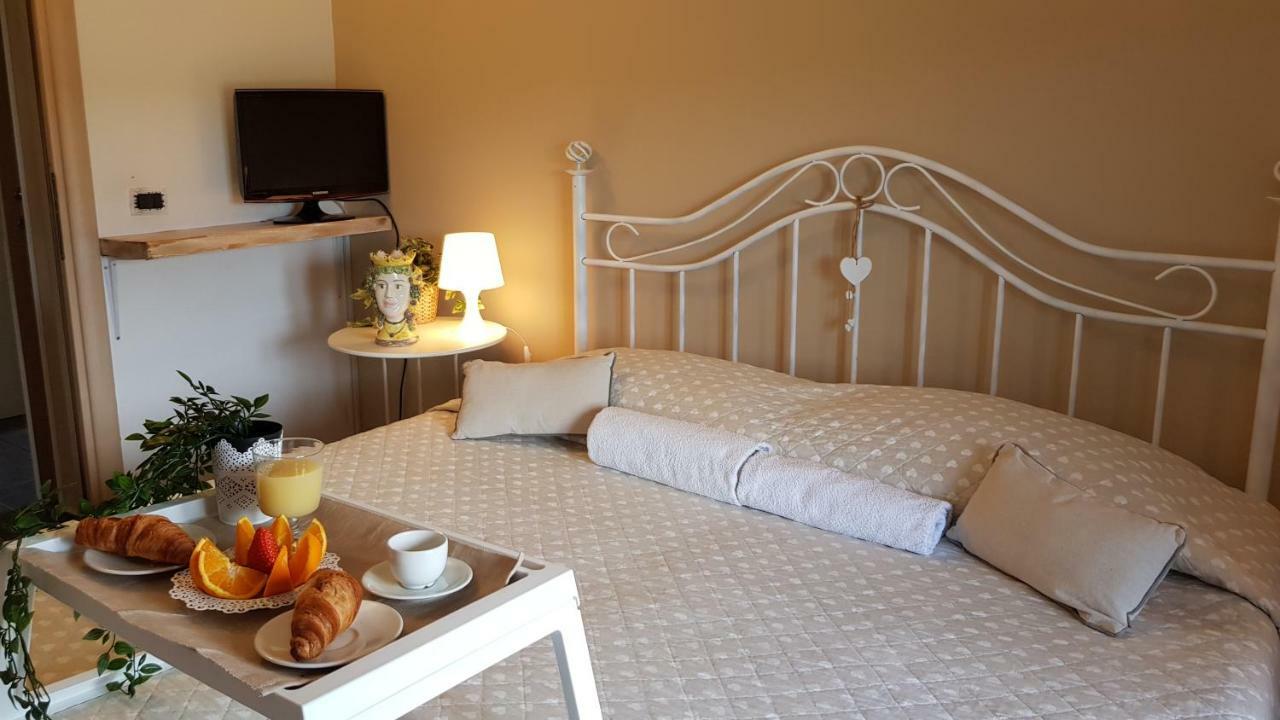 Case Barolo Holiday home *